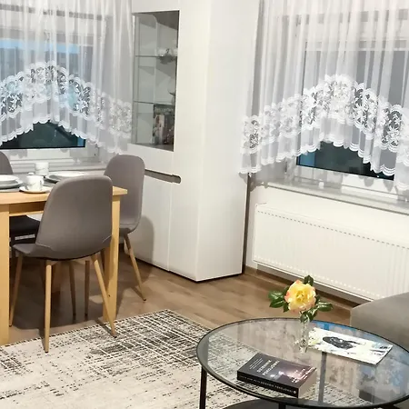 Anyzowy Zakatek W Gdyni דירה גדינייה